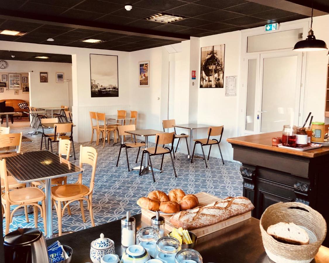 Les Baigneurs Hotel Saint Gilles Croix de vie Kültér fotó